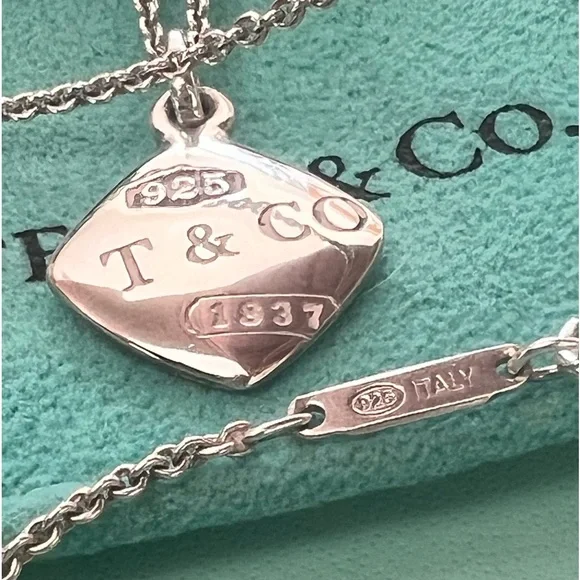 Tiffany & Co. 🎁 GIFTABLE 18” Necklace RARE 925 Silver +Pouch, BOX & Bag - Picture 3 of 17